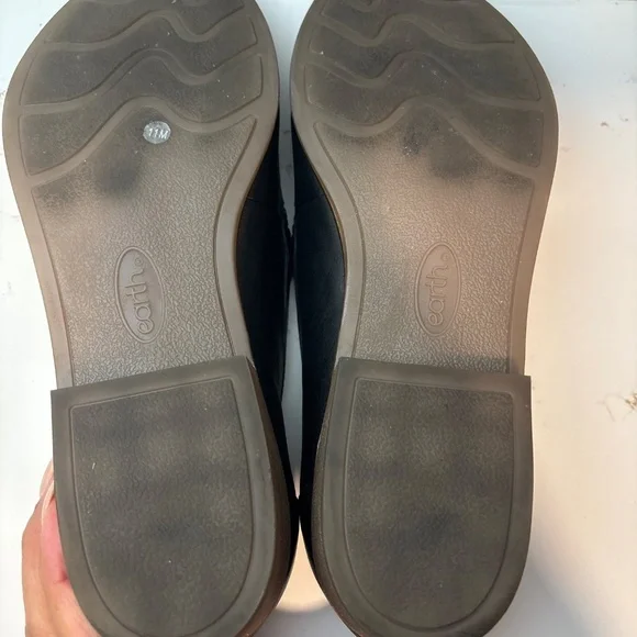 Preowned Earth Women's, Elona Loafer Size 11 - Picture 9 of 9
